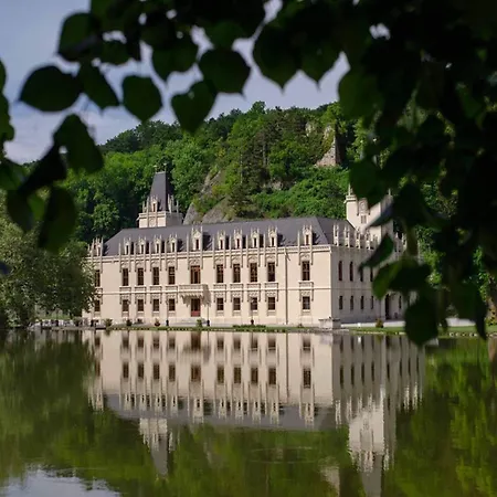 Schloss Hernstein