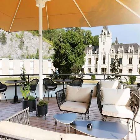 Schloss Hotel 4*