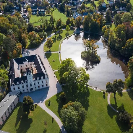 Schloss Hotel Hernstein