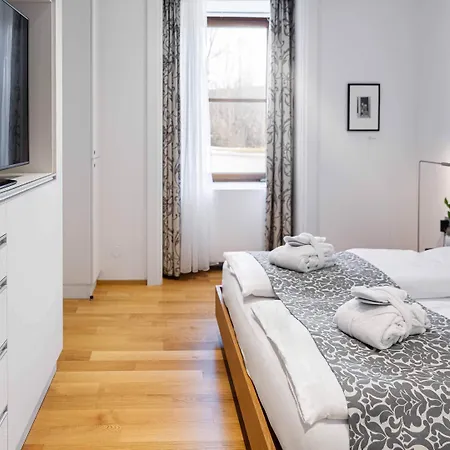 Hotel Schloss Hernstein