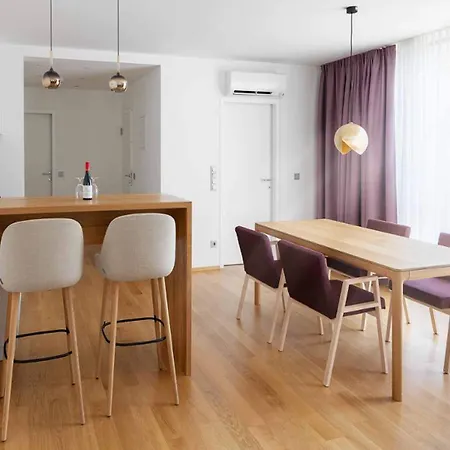 Schloss Hotel Hernstein