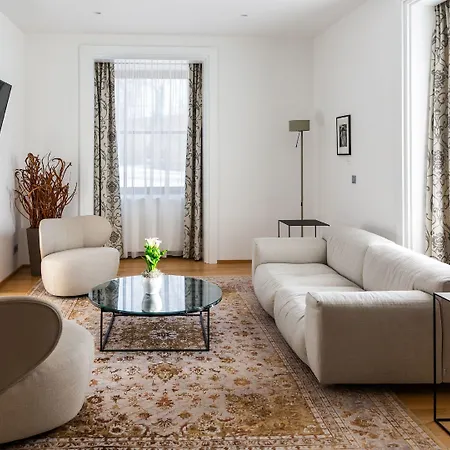 Schloss 4* Hernstein