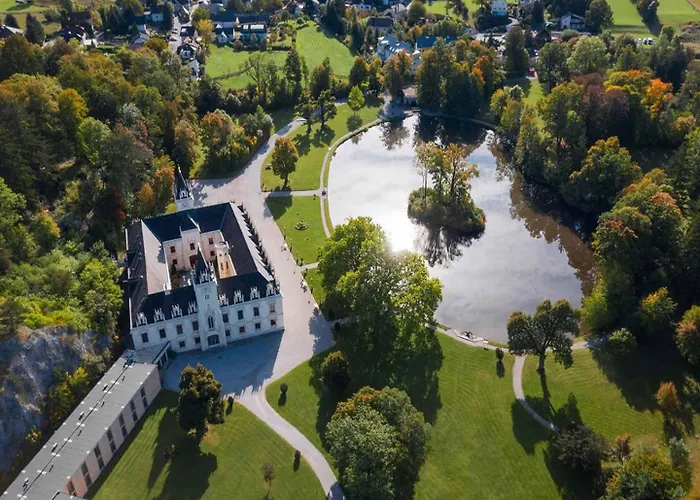 Schloss Hotel Hernstein