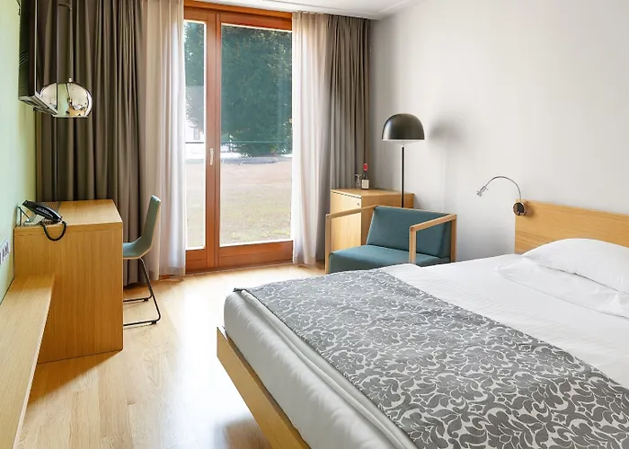 Schloss Hotel Hernstein